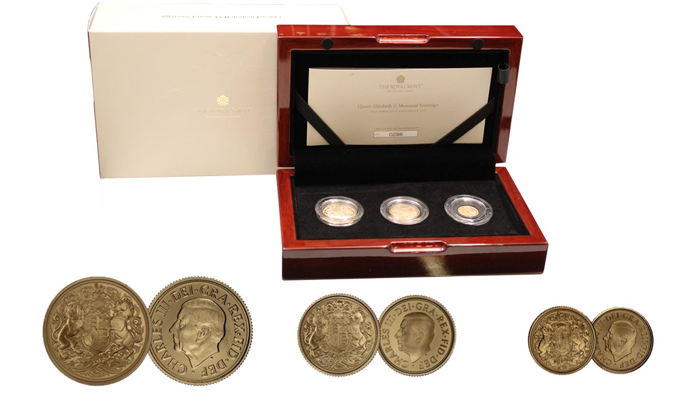 "Memoriale della Regina Elisabetta" - Set di 3 monete (1 sterlina 1/2 e 1/4 di sterlina) gr. 13,97 in oro 917/000 - Tiratura 1500 pz.
